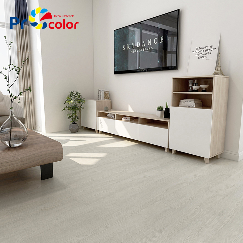 venta al por mayor Eco-friendly fácil de instalar 0.9-2mm de grosor LVT suelo autoadhesivo para la oficina en casa
